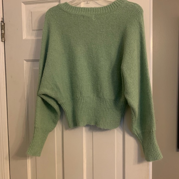 Crème de mente Lush Brand sweater. Never worn. - Picture 4 of 4